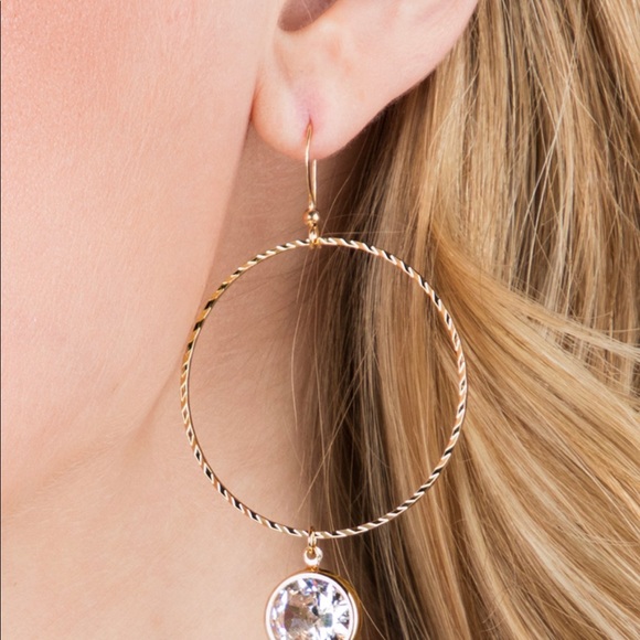 🔴 Crystal Brass Earrings - Picture 3 of 5